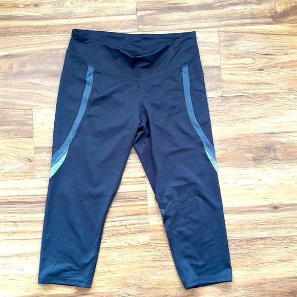 Workout capri - Picture 1 of 2